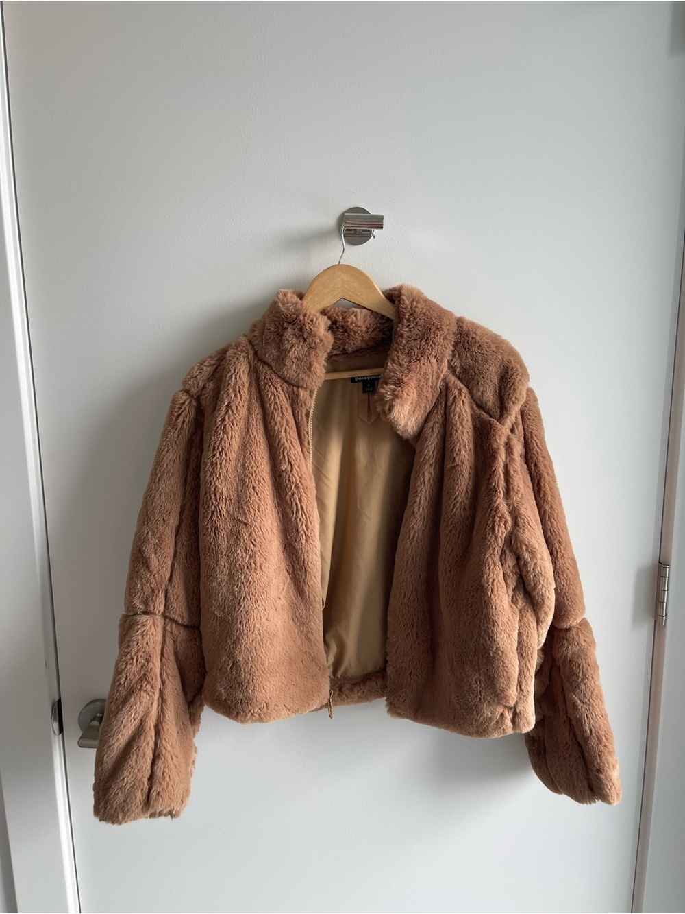 Patagonia Faux Fur Women's Jacket in Camel